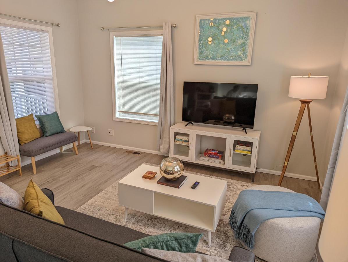 Contemporary 2-Bedroom Close To Downtown, Dining Eugene Bagian luar foto
