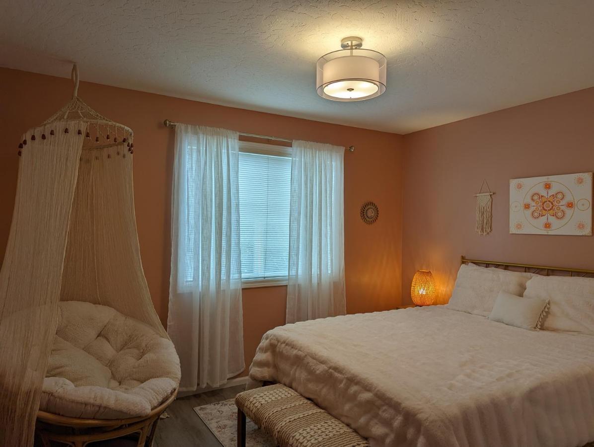 Contemporary 2-Bedroom Close To Downtown, Dining Eugene Bagian luar foto